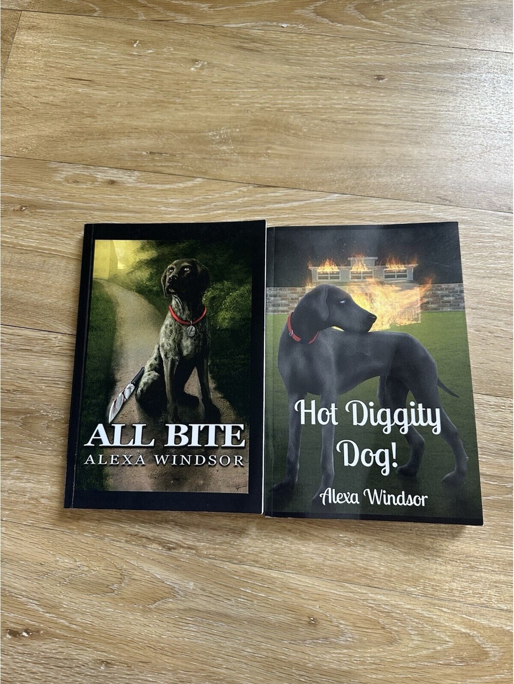 All Bite & Hot Diggity Dog Book Lot Set Of 2 by Alexa Windsor Books Paperback